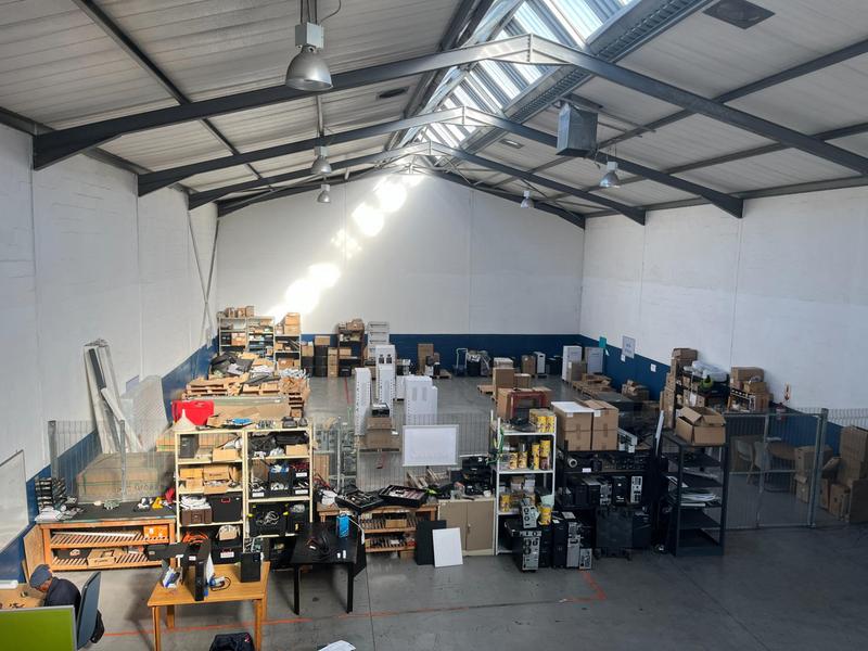 To Let Commercial Property for Rent in Montague Gardens Western Cape